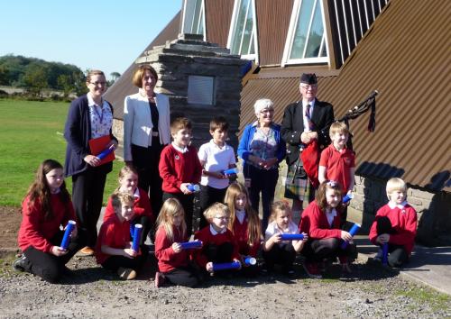 Carmyllie Cairn Unveiled 2.10.2015